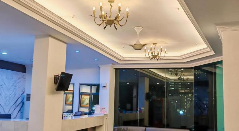 Stallions Suite Penang Jelutong Esterno foto